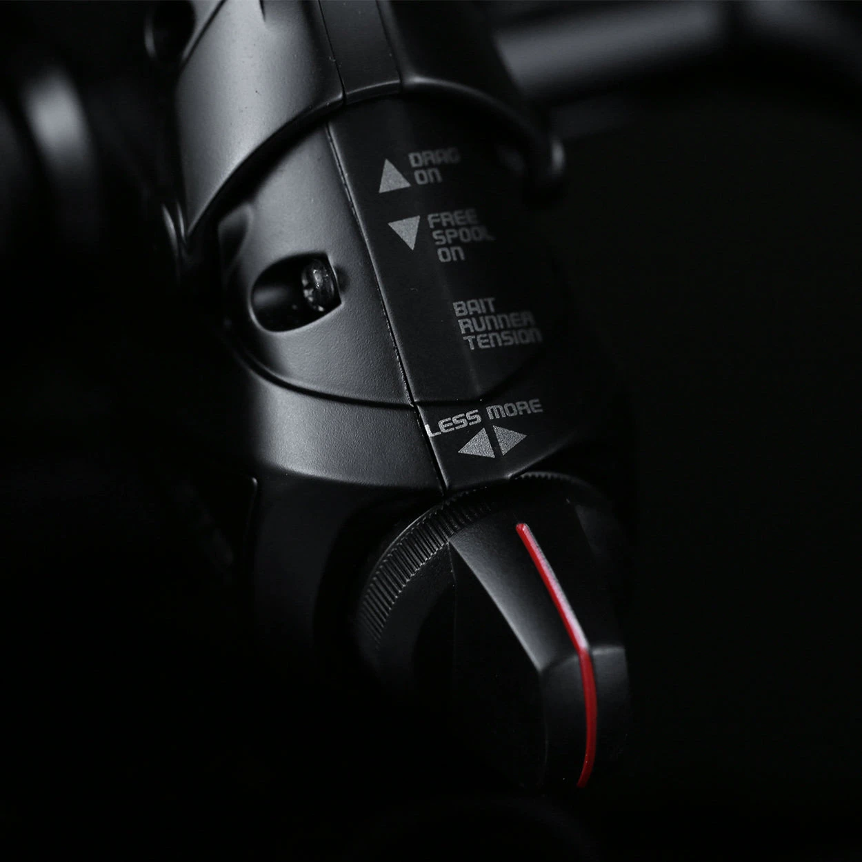 Shimano Medium Baitrunner Longcast 2 Shimano Medium Baitrunner Longcast - Image 2